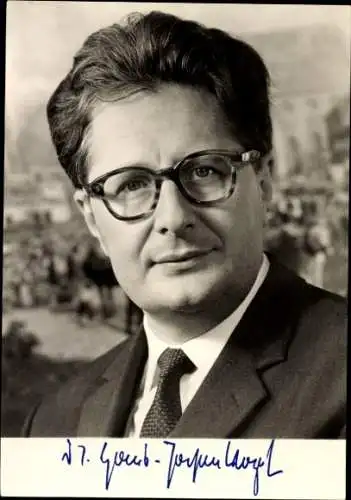 Foto Dr. Hans Jochen Vogel, Bundesminister der Justiz, Porträt, strahlt