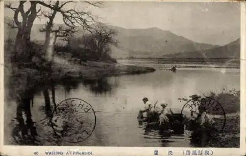 Ak Japan, Waschfrauen am Ufer