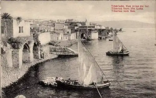 Ak Tiberias Israel, Blick vom See, Boote