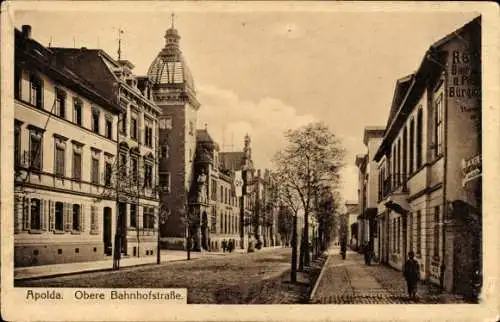 Ak Apolda, Blick in obere Bahnhofstraße mit Post