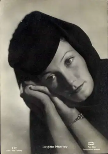 Ak Schauspielerin Brigitte Horney, Portrait