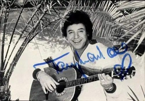 Ak Schauspieler, Sänger Tony Marshall, Portrait, Autogramm, Gitarre