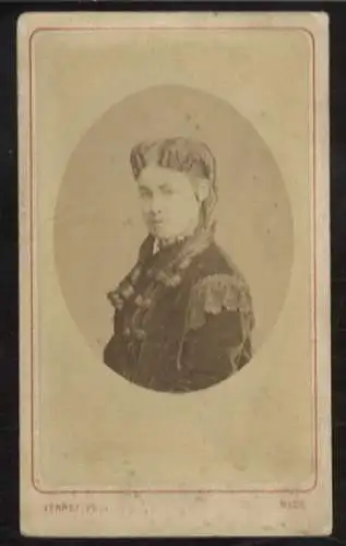 CdV Portrait Hermine von Preußen, geb. zu Schaumburg-Lippe