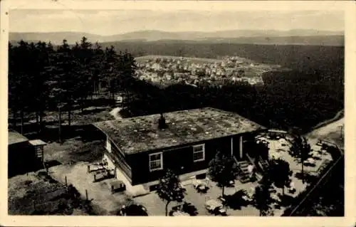 Ak Hahnenklee Bockswiese Goslar im Harz, Waldsee, Blick vom Bocksberg Turm, Gesamtansicht