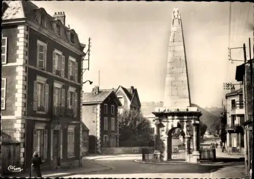 Ak Vienne Isère, Plan de l'Aiguille, Pyramide