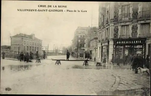 Ak Villeneuve Saint Georges Val de Marne, Überschwemmung der Seine, Place de la Gare