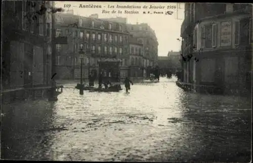 Ak Asnières-sur-Seine Hauts-de-Seine, Überschwemmungen, Rue de la Stations
