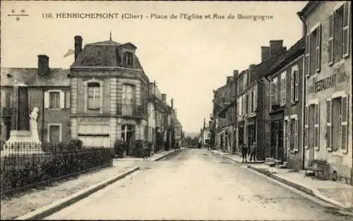 Ak Henrichemont Cher, Place de Église und Rue de Bourgogne
