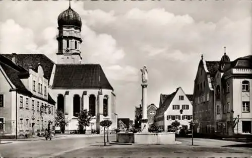 Ak Schongau in Oberbayern, Marienplatz mit Pfarrkirche