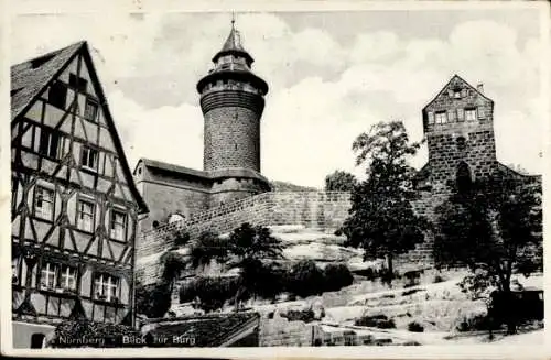 Ak Nürnberg in Mittelfranken Bayern, Blick zur Burg, Fachwerkhaus