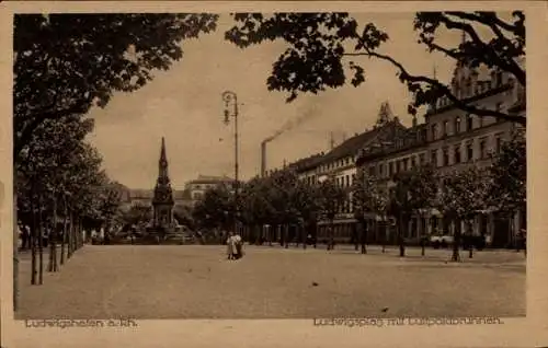 Ak Ludwigshafen am Rhein, Ludwigsplatz mit Luitpoldbrunnen