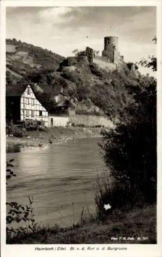 Ak Heimbach in der Eifel, Blick v. d. Rur a. d. Burgruine