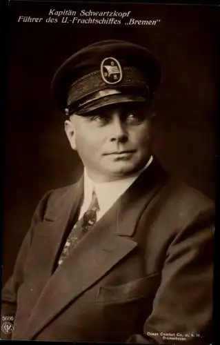 Ak Kapitän Karl Schwartzkopf, Führer des U Frachtschiffes Bremen, Portrait