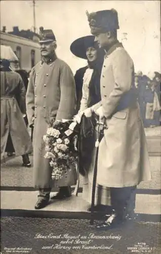 Ak Herzog Ernst August von Braunschweig, Prinzessin Victoria Luise, Herzog von Cumberland