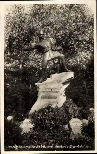 Ak Potsdam in Brandenburg, Denkmal für die Gefallenen des Garde Jäger Bataillons, Landsmann