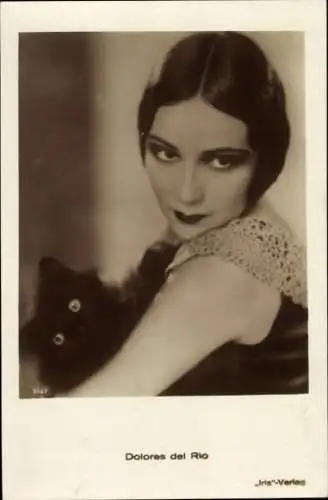 Ak Schauspielerin Dolores del Rio, Portrait, Katze