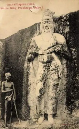 Ak Anuradhapura Sri Lanka, Ruinen, Statue von König Prakkrama Bahu I.