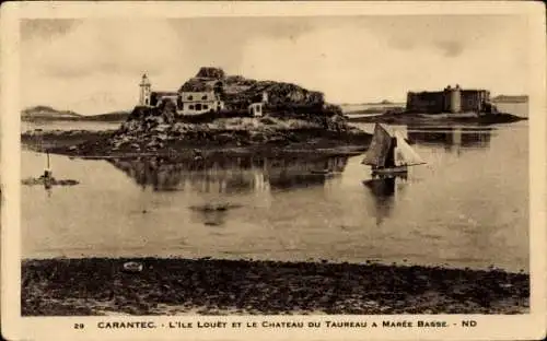 Ak Carantec Finistère, L'Ile Louet, Chateau du Taureau a maree basse
