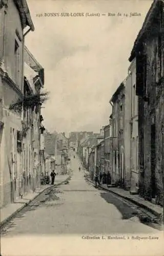 Ak Bonny sur Loire Loiret, Rue du 14 Juillet
