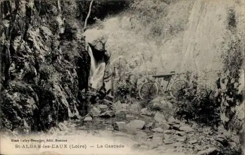 Ak Saint Alban les Eaux Loire, La Cascade