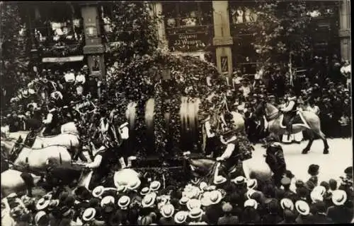 Foto Ak Frankfurt am Main, Festzug, Fass