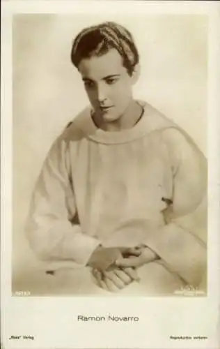 Ak Schauspieler Ramon Novarro, Portrait