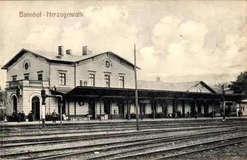 Ak Herzogenrath Nordrhein Westfalen, Bahnhof Gleisseite