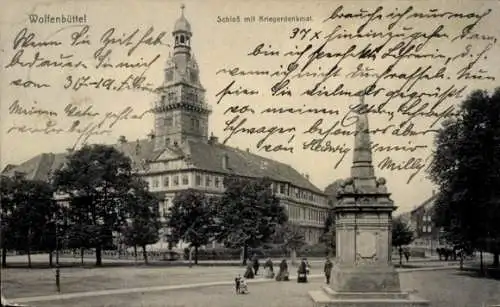 Ak Wolfenbüttel in Niedersachsen, Schloss, Kriegerdenkmal