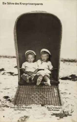 Ak Prinz Wilhelm von Preußen, Prinz Louis Ferdinand, am Strand von Heiligendamm, Strandkorb