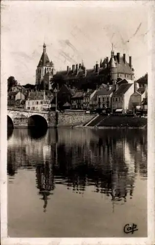 Ak Gien Loiret, Schloss, Loire