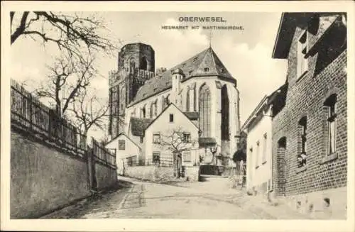 Ak Oberwesel am Rhein, Heumarkt, Martinskirche