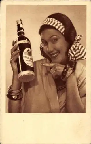 Ak Reklame, Frau mit Schnapsflasche, Rum