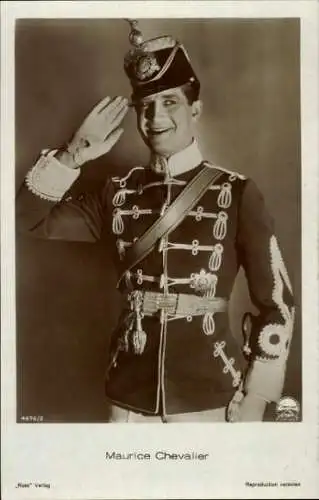 Ak Schauspieler Maurice Chevalier, Portrait in Uniform, Ross Verlag 4676/2