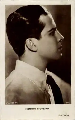Ak Schauspieler Ramon Novarro, Portrait im Profil