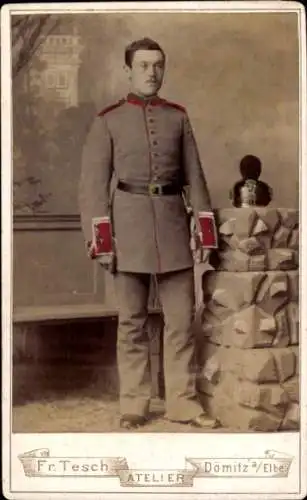 Kabinett Foto Dömitz an der Elbe Mecklenburg, Deutscher Soldat in Uniform, Portrait