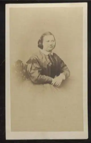 CdV Portrait Prinzessin Pauline von Schaumburg-Lippe