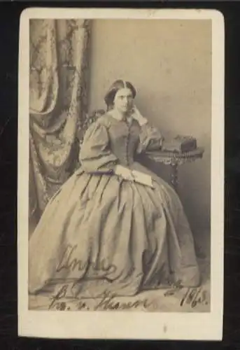CdV Portrait Herzogin Anna v. Mecklenburg-Schwerin, geb. Prinzessin v. Hessen-Darmstadt