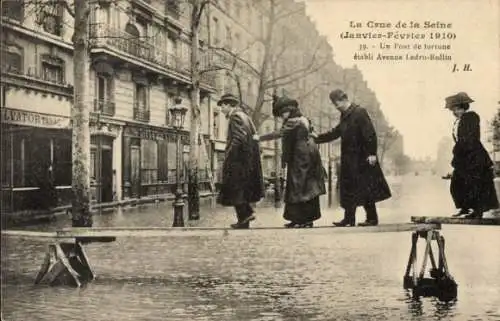 Ak Paris XII Reuilly, Avenue Ledru Rollin, Überschwemmung der Seine, Januar Februar 1910