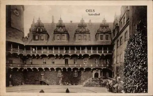 Ak Oleśnica Oels Schlesien, Schlosshof