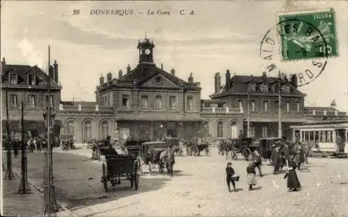 Ak Dunkerque Dünkirchen Nord, Bahnhof, Straßenbahn, Kutschen