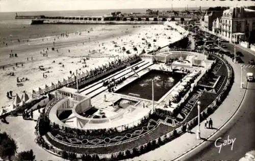 Ak Les Sables d'Olonne Vendée, Schwimmbad, Strand