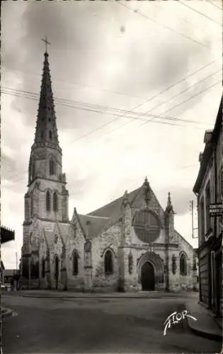 Ak Mirebeau en Poitou Vienne, Kirche Notre Dame