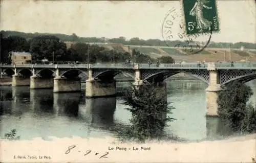 Ak Le Pecq Yvelines, Blick auf eine Brücke, Uferpartie, Bäume