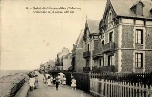 Ak Saint Aubin sur Mer Calvados, Promenade de la Digue