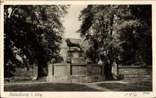 Ak Ratzeburg im Herzogtum Lauenburg, Dom, Statue