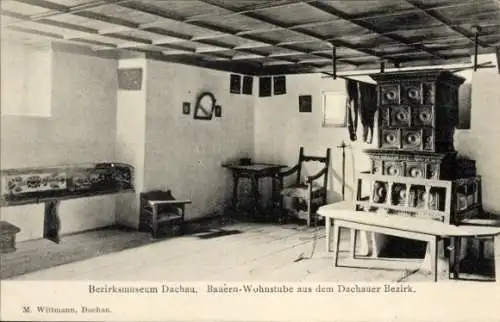 Ak Dachau in Oberbayern, Bezirksmuseum Dachau, Bauern-Wohnstube, Dachauer Bezirk