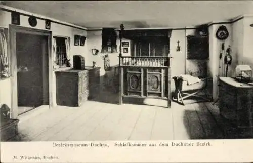 Ak Dachau in Oberbayern, Bezirksmuseum Dachau, Schlafkammer, Dachauer Bezirk