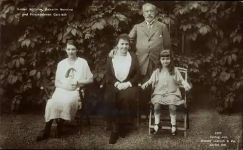 Ak Kaiser Wilhelm II. im Exil in Doorn, Kaiserin Hermine, Prinzessinnen Carolath