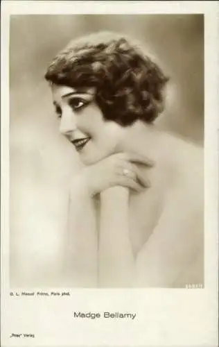 Ak Schauspielerin Madge Bellamy, Portrait