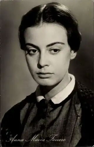 Ak Schauspielerin Anna Maria Ferrero, Portrait